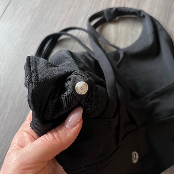Lululemon energy longline black bra size 8 - Picture 2 of 2